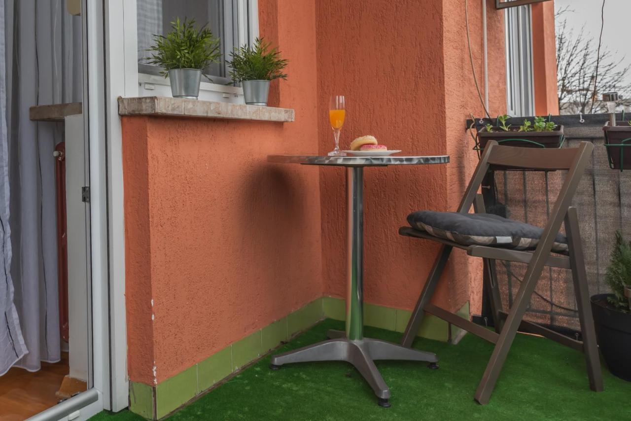 Apartment Check In Zagreb Maksimir-Free Parking Bagian luar foto
