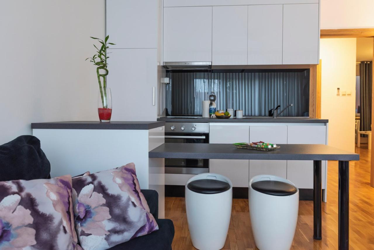 Apartment Check In Zagreb Maksimir-Free Parking Bagian luar foto